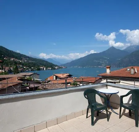 Lake View Apartment *