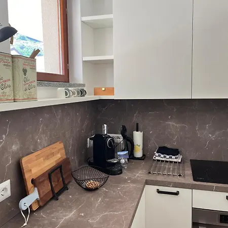Lake View Apartment Acquaseria