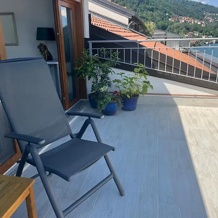Apartment Lake View Acquaseria