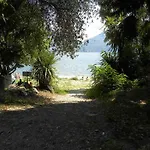 Apartment Lake View Acquaseria